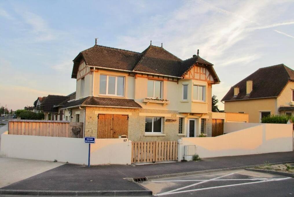 Spa Privatif Face Mer Riva Romantic & Spa Ouistreham Zewnętrze zdjęcie