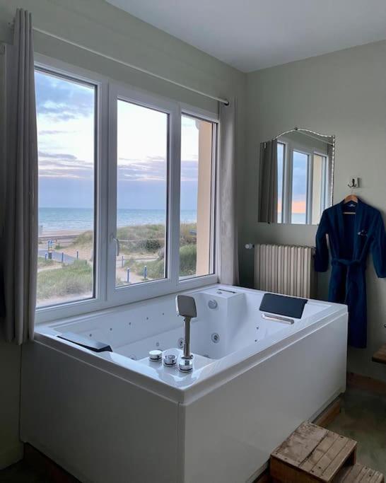 Spa Privatif Face Mer Riva Romantic & Spa Ouistreham Zewnętrze zdjęcie